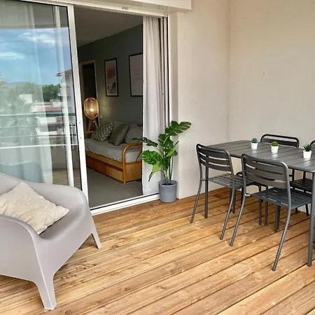 Cesaree Port Avec Piscine Apartment